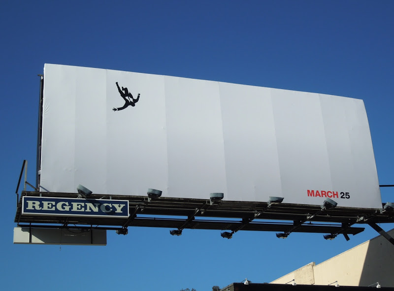 5 Examples of Minimal Billboard Advertising - Billboards